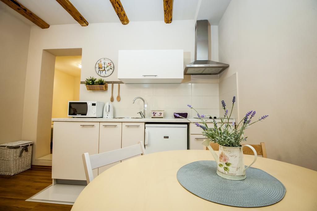 Sebenicum Apartments シベニク エクステリア 写真